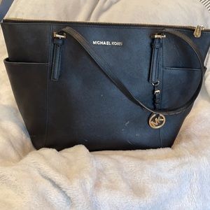 🖤Michael Kors Purse 🖤